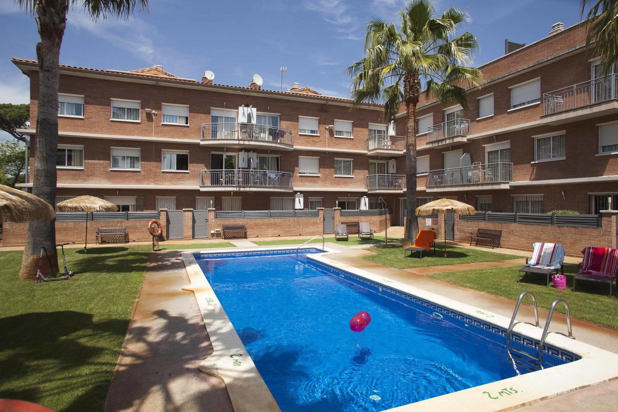 Velor Apartamentos Turisticos Castelldefels Zewnętrze zdjęcie